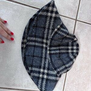 Burberry Check bucket hat - Wool in Black and Gray